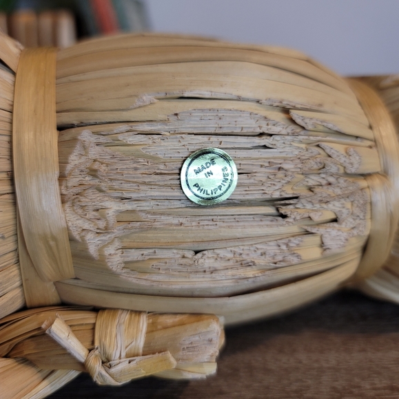 🎉HP VTG Carved Wood + Reed Cat Decoy - Picture 15 of 16